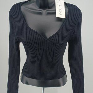 Looking for the perfect gift?   Poteina Women cropped Sleeve Sweater